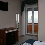 B&B Gattopardo 카리아티
